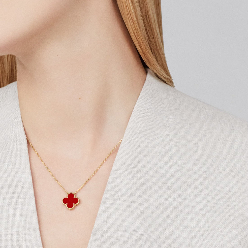Aïcha Red Clover Necklace