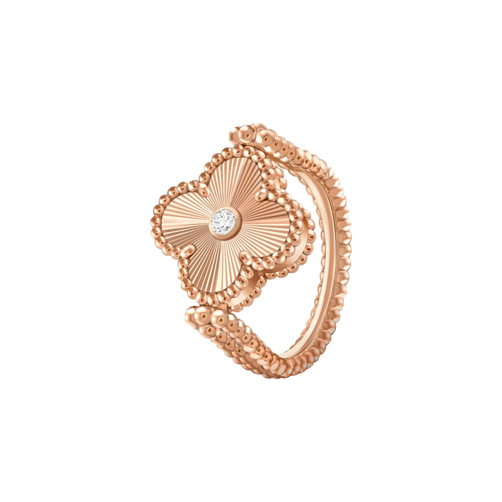 Aïcha Red Clover Ring