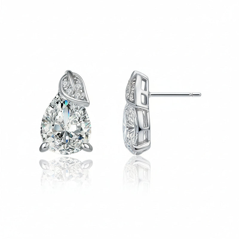 Althéa White Teardrop Stud Earrings