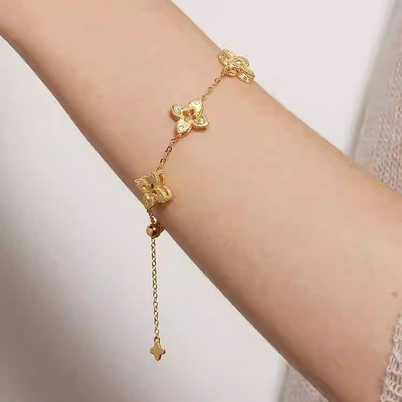 Anneliese 14K Gold Trèfle Bracelet