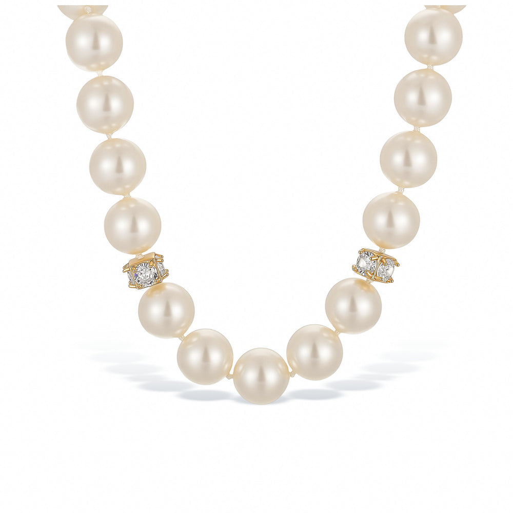 Blanc Nacré White Pearl  Necklace