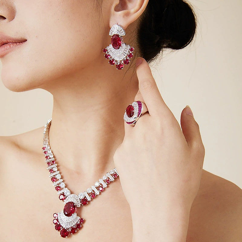 Brunrun Fan Drop Earrings