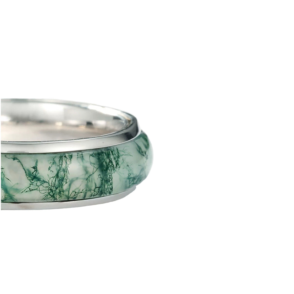 Calixte Green Moss Round Ring