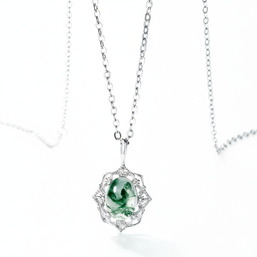 Héloria Green Moss Oval Necklace