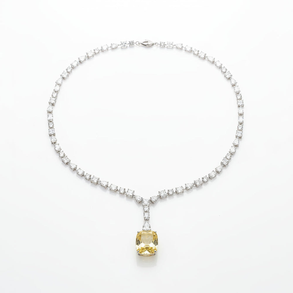 Cyrielle Cushion Necklace