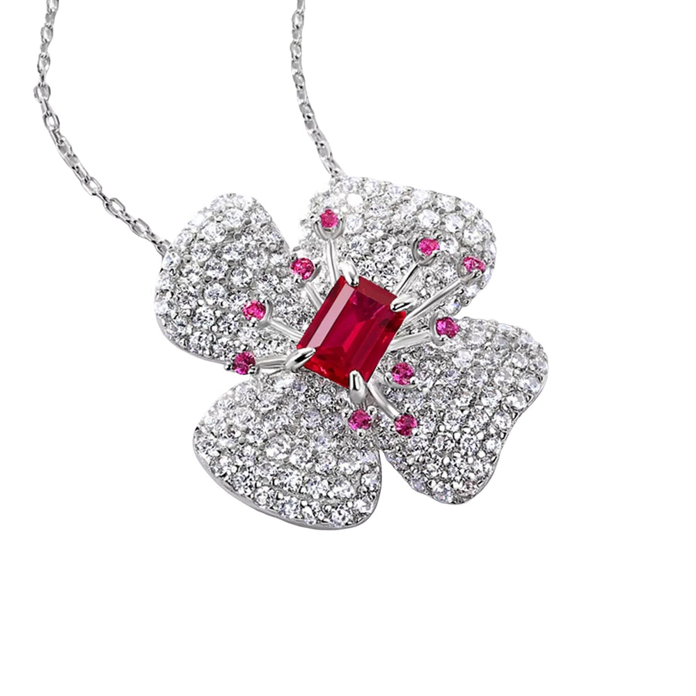 Doriane Floral Necklace