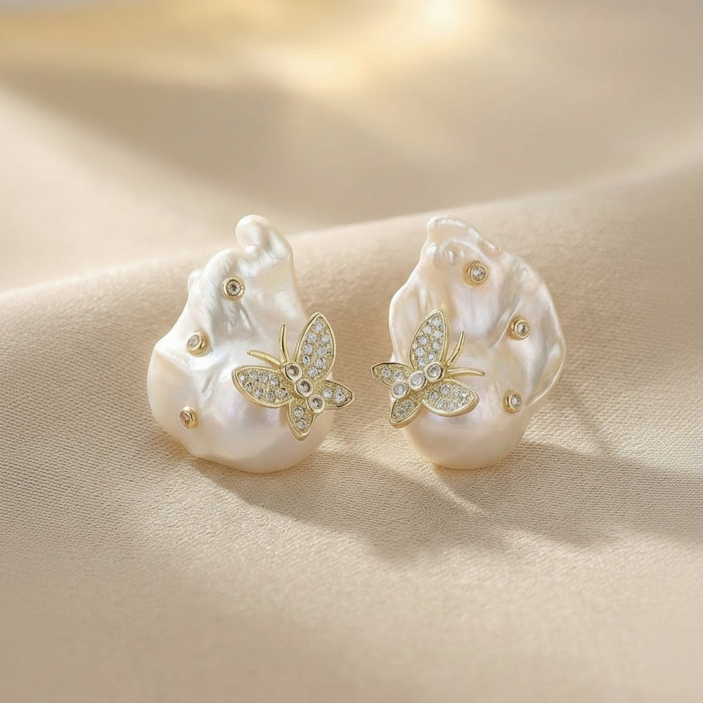 Douceur Baroque Butterfly Pearl Stud Earrings