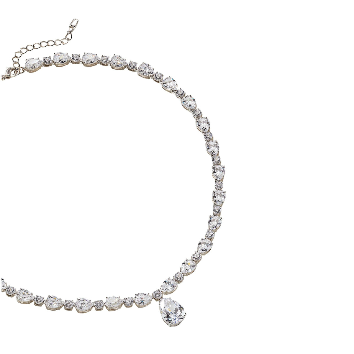 Églantine White Teardrop Necklace