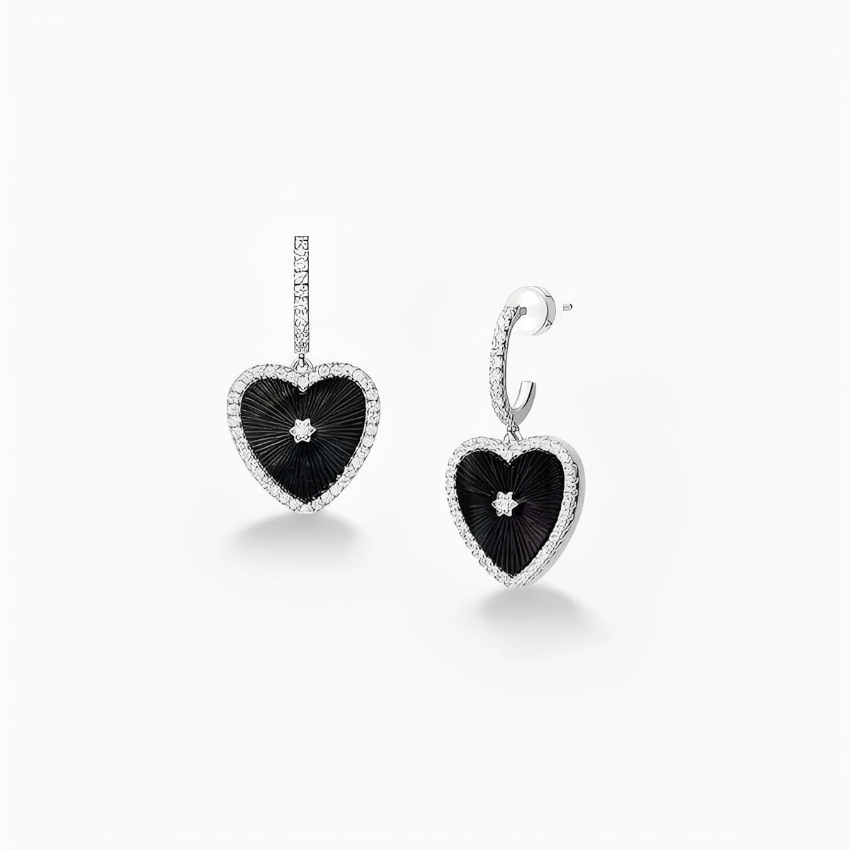 Émaillé Black Shell Heart Earrings