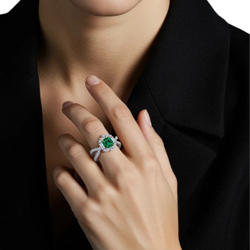 Éoleine Green Square Ring
