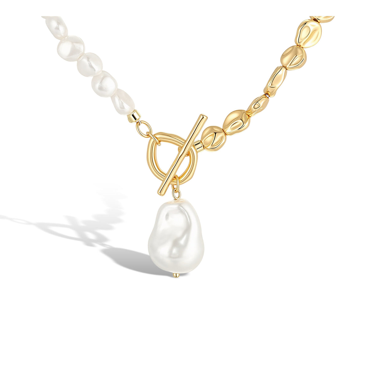 Éspérance Lustrous Pearl Necklace