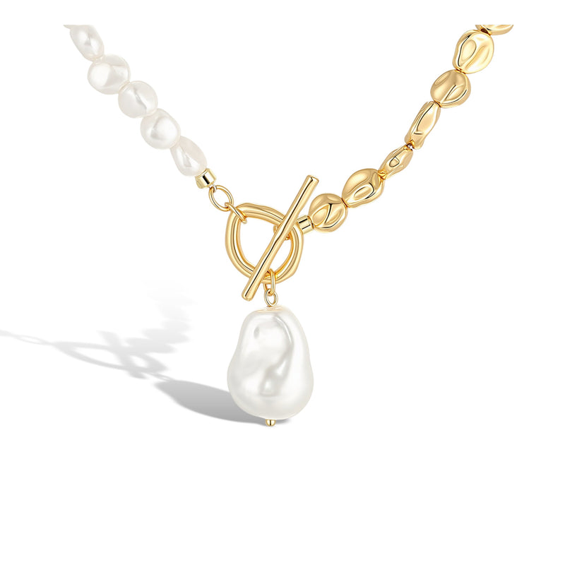 Éspérance Lustrous Pearl Necklace