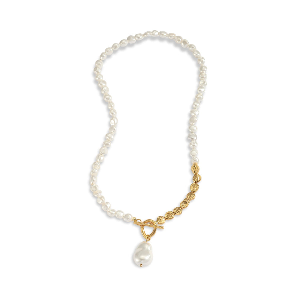 Éspérance Lustrous Pearl Necklace