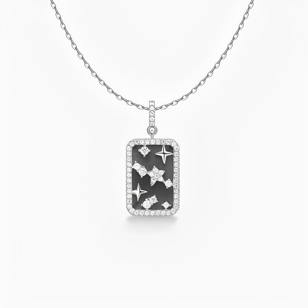 Étoilé Black Star Shell Necklace
