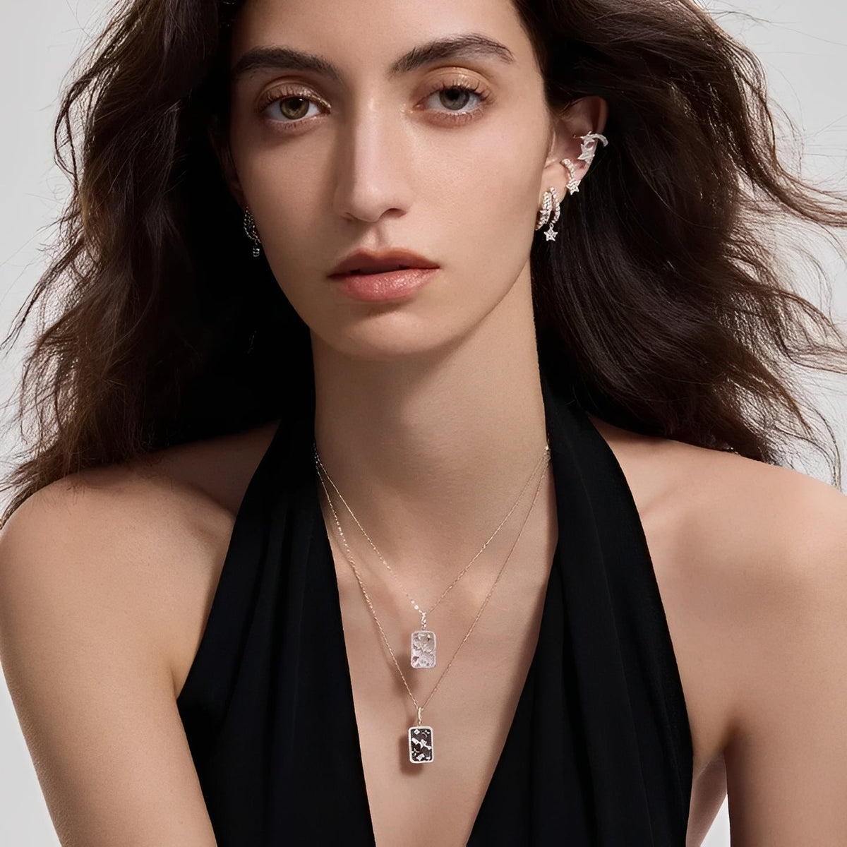 Étoilé Black Star Shell Necklace