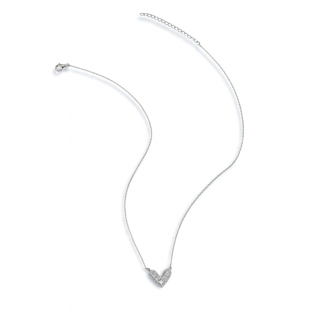 Évelyne White Heart Necklace