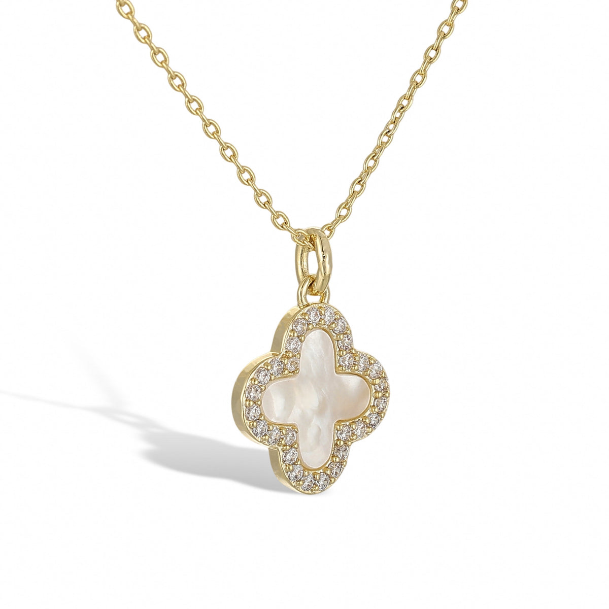 Félicie 14K Gold Shell Trèfle Necklace