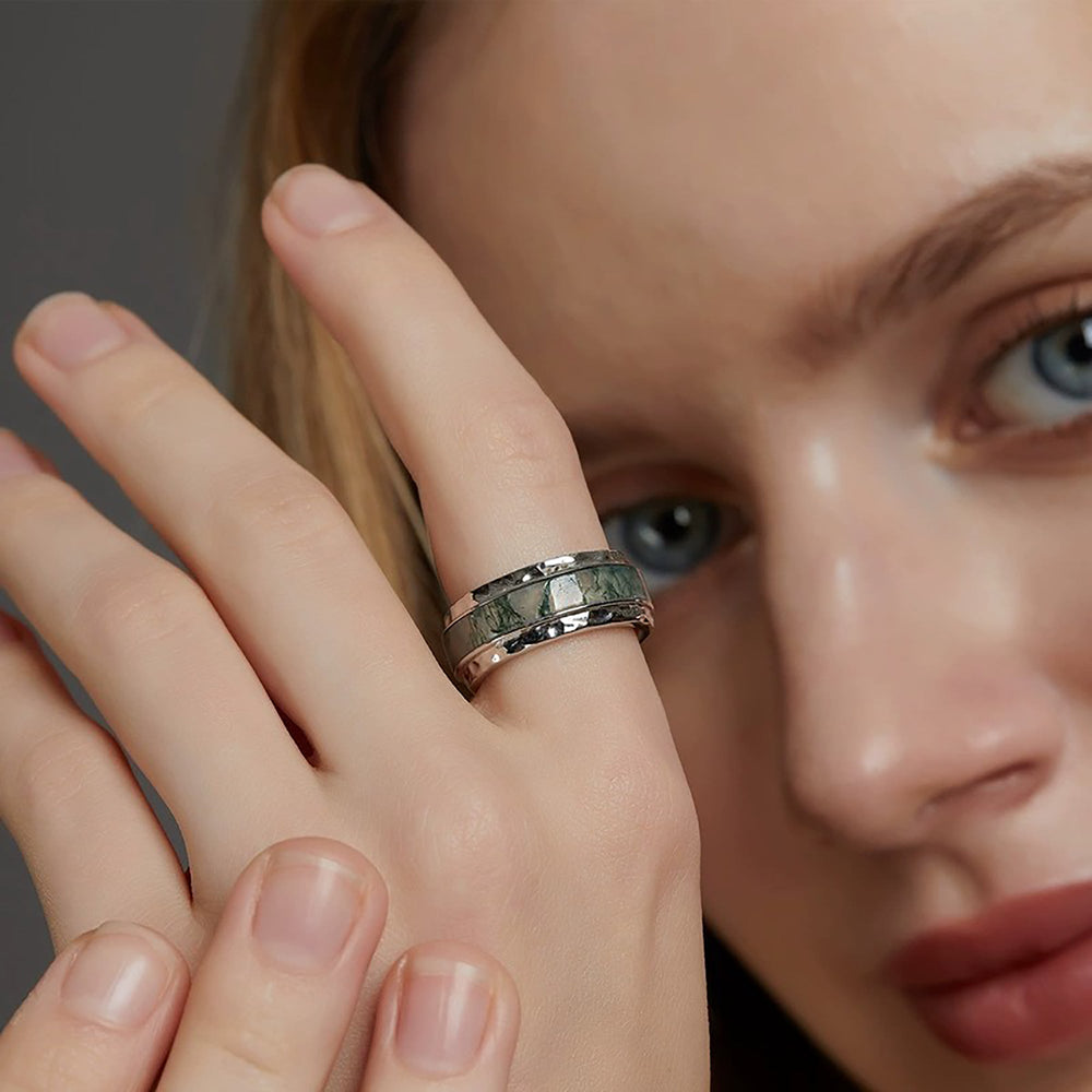 Félicienne Green Moss Round Ring
