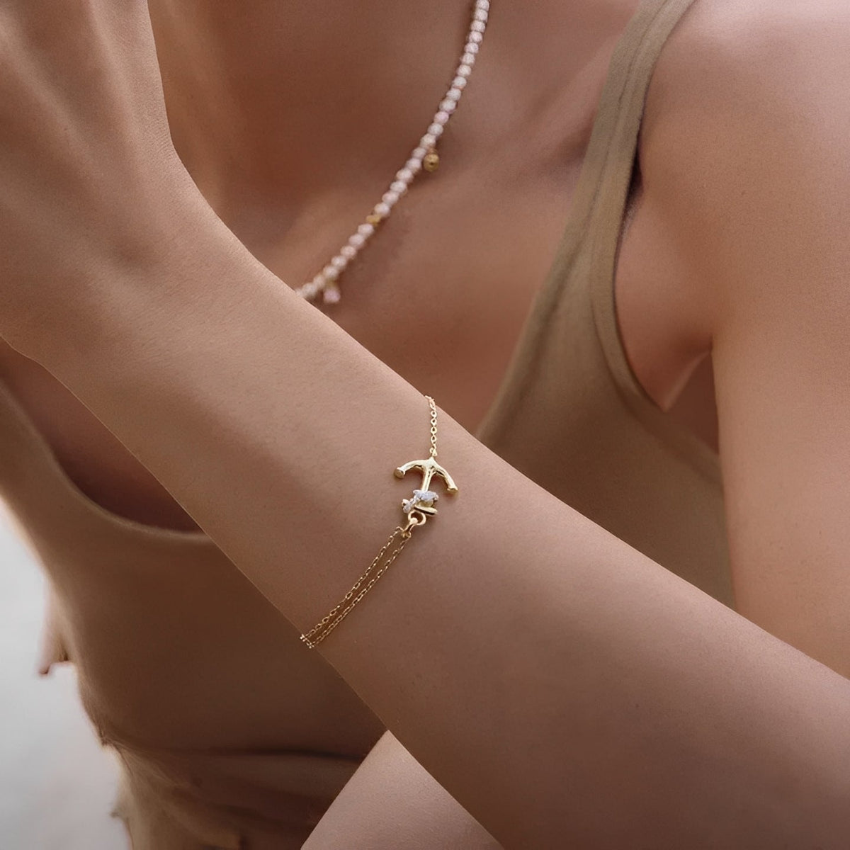 Florilène Gold Anchor Bracelet