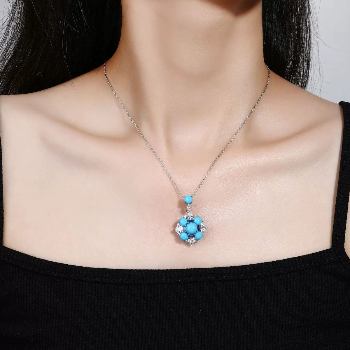 Gisalind Blue Floral Turquoise Necklace