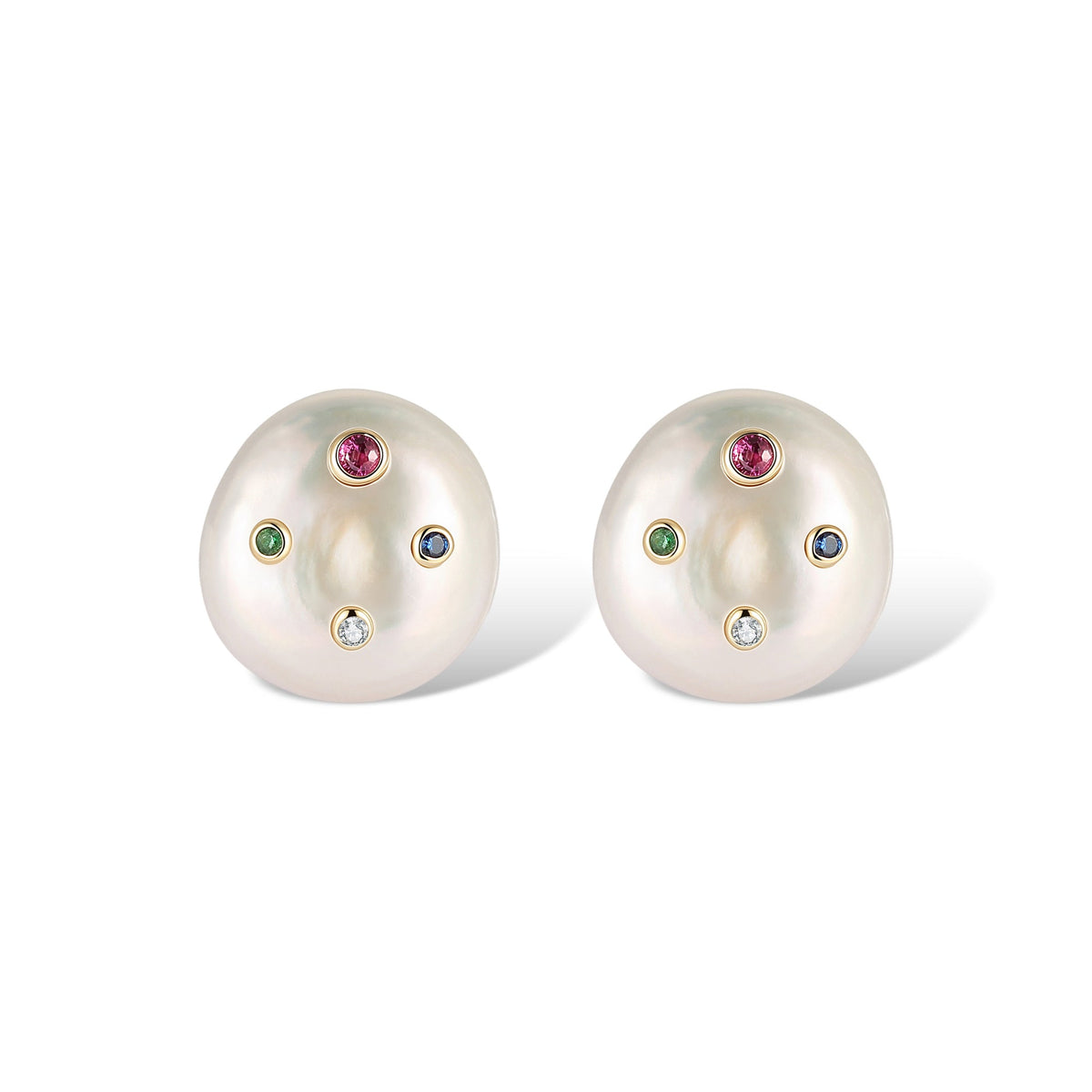 Gravé Finement Baroque Pearl Stud Earrings