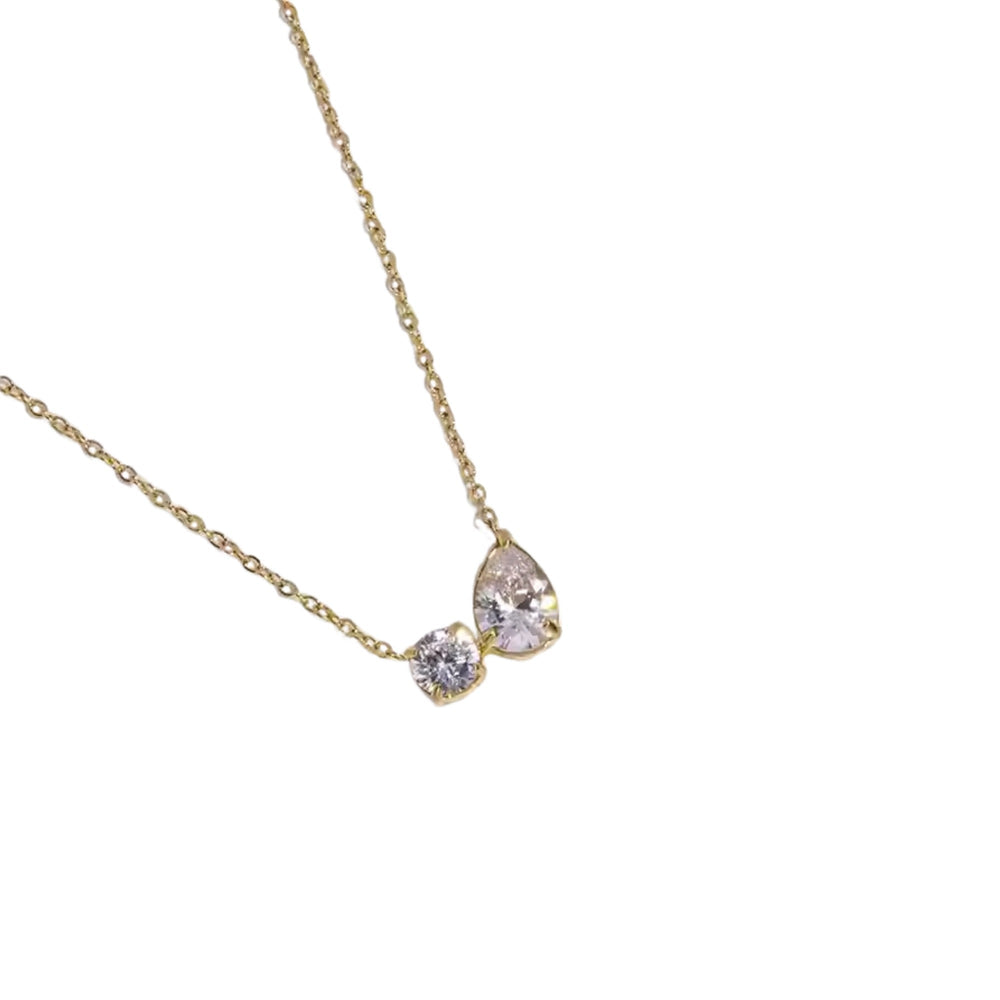 Grit 18K Yellow Gold Teardrop Round Necklace