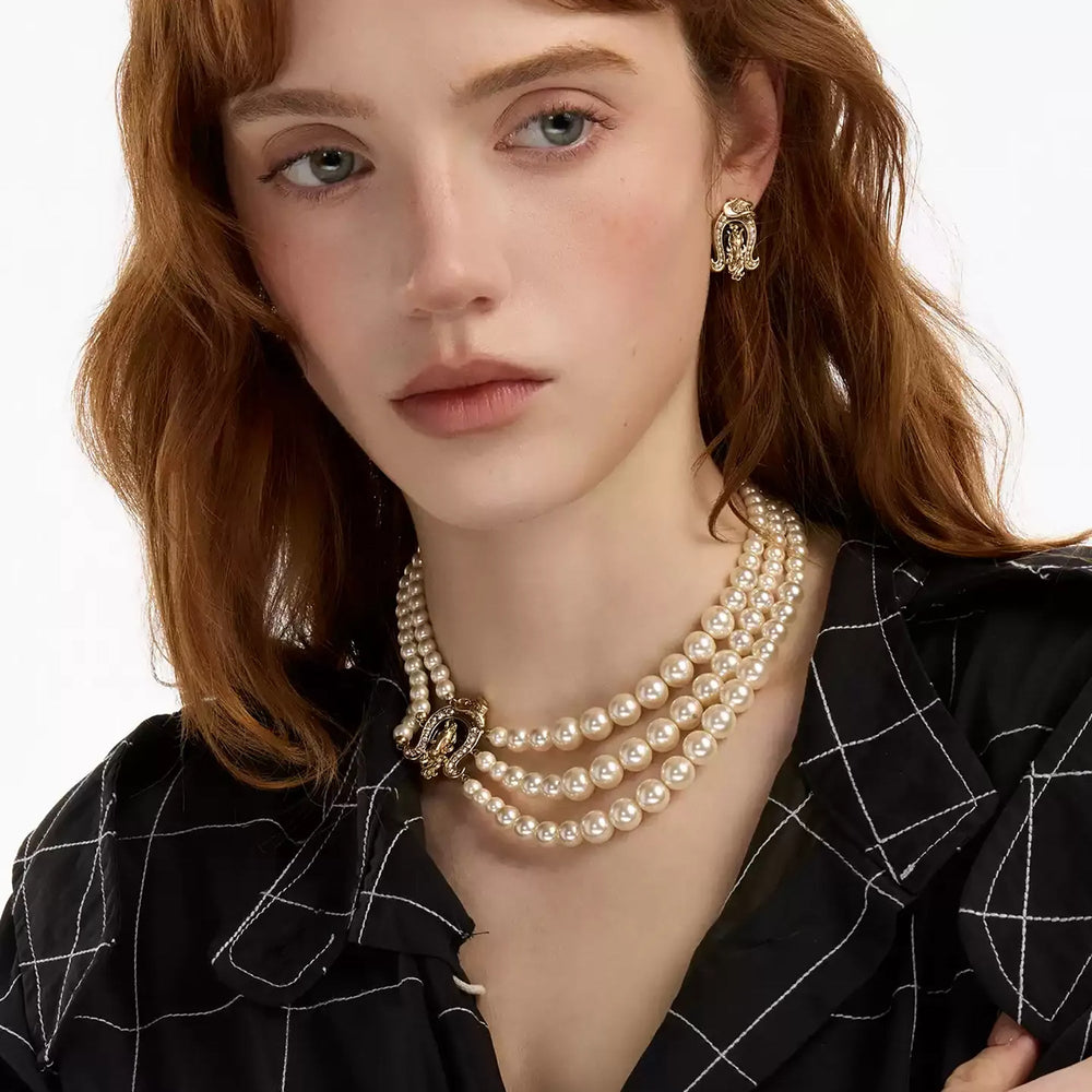 Gundlinde White Pearl Layered Necklace