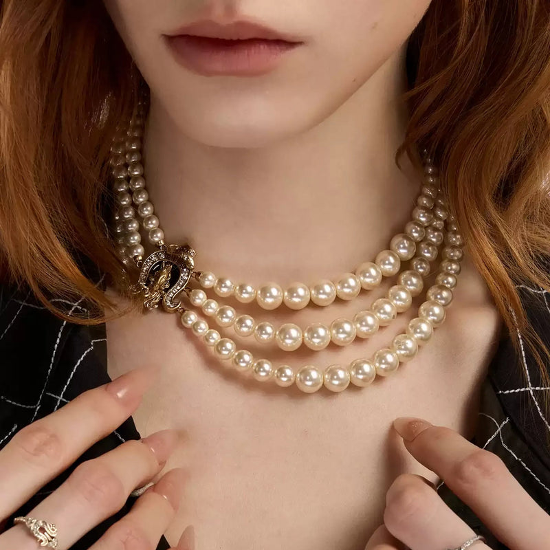 Gundlinde White Pearl Layered Necklace