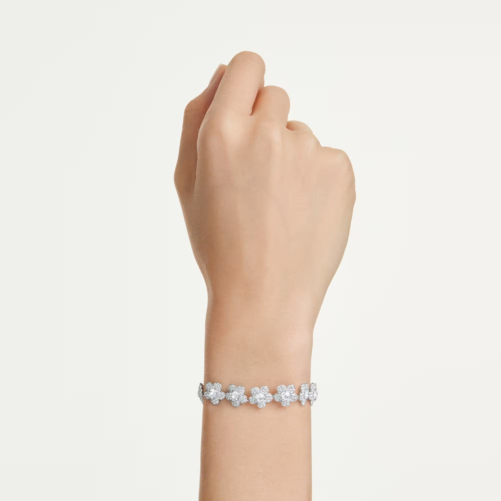 Gwynne White Floral Tennis Bracelet