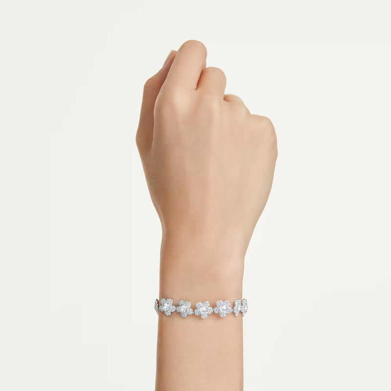 Gwynne White Floral Tennis Bracelet