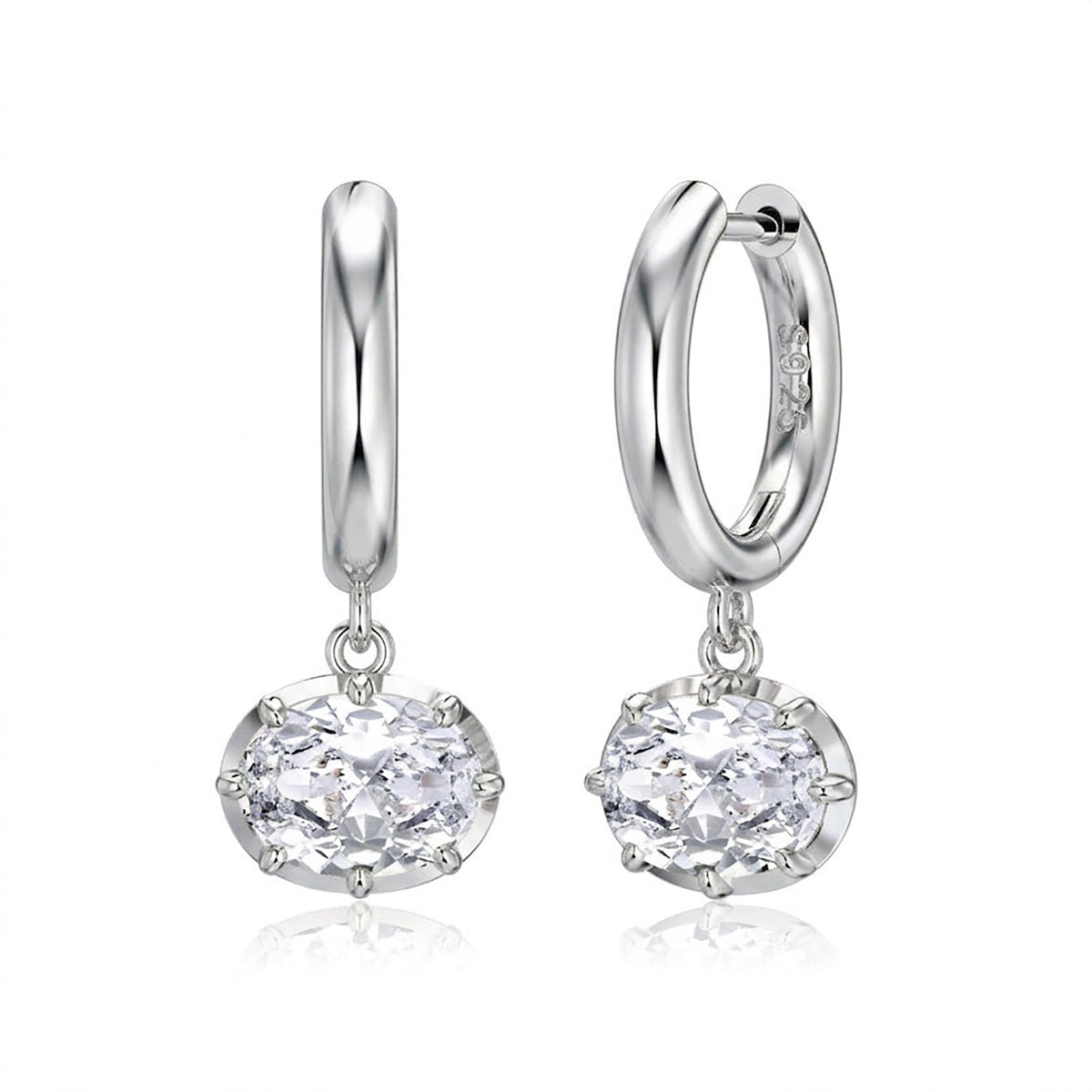 Harlind 18K Gold Oval Earrings
