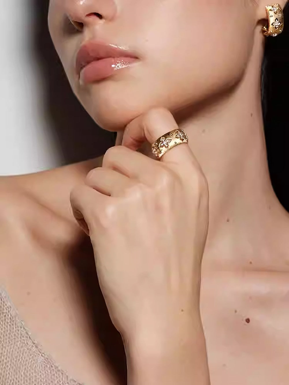 Herlyne 14K Gold Four Leaf Clover Ring
