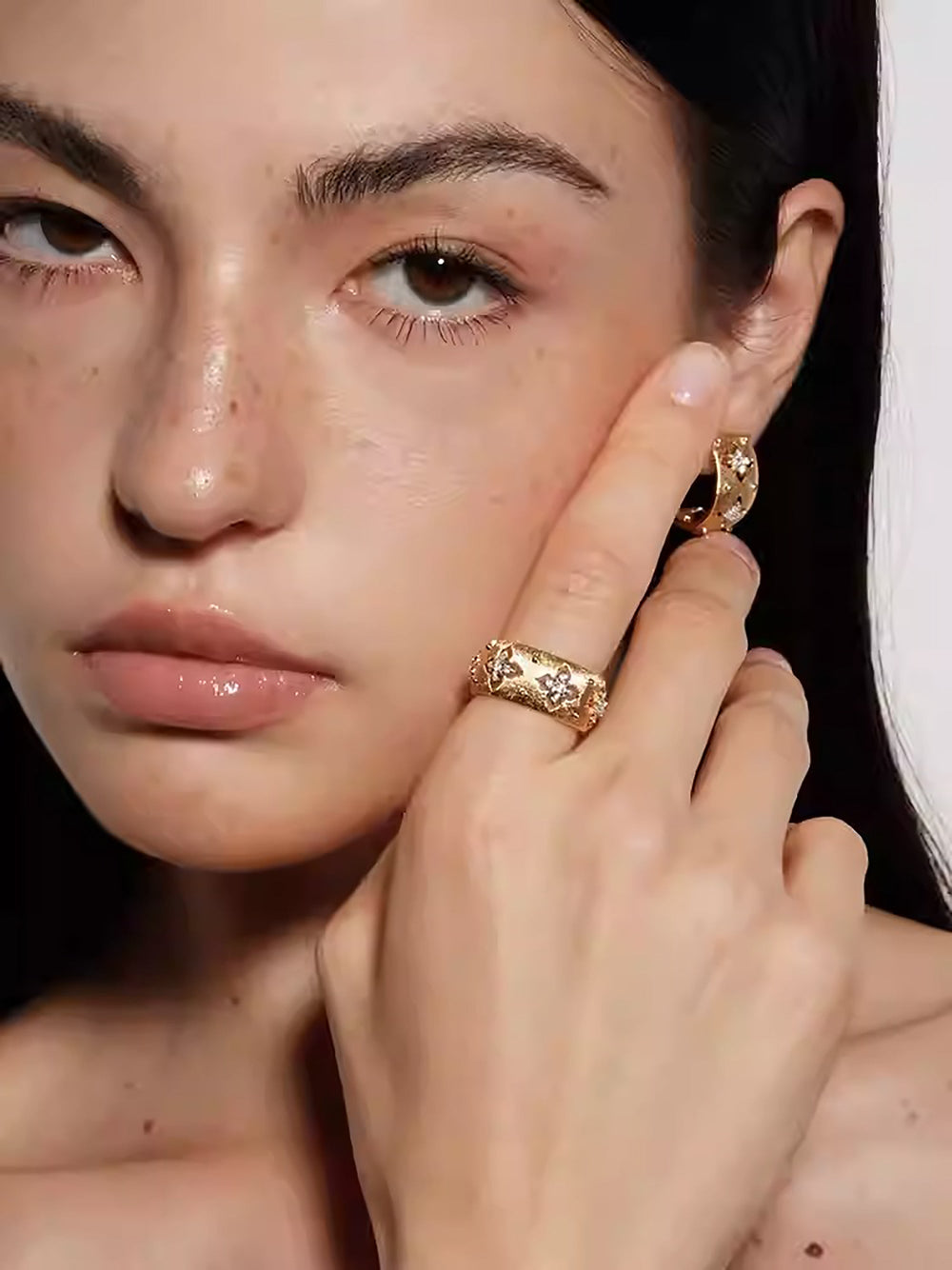 Herlyne 14K Gold Four Leaf Clover Ring