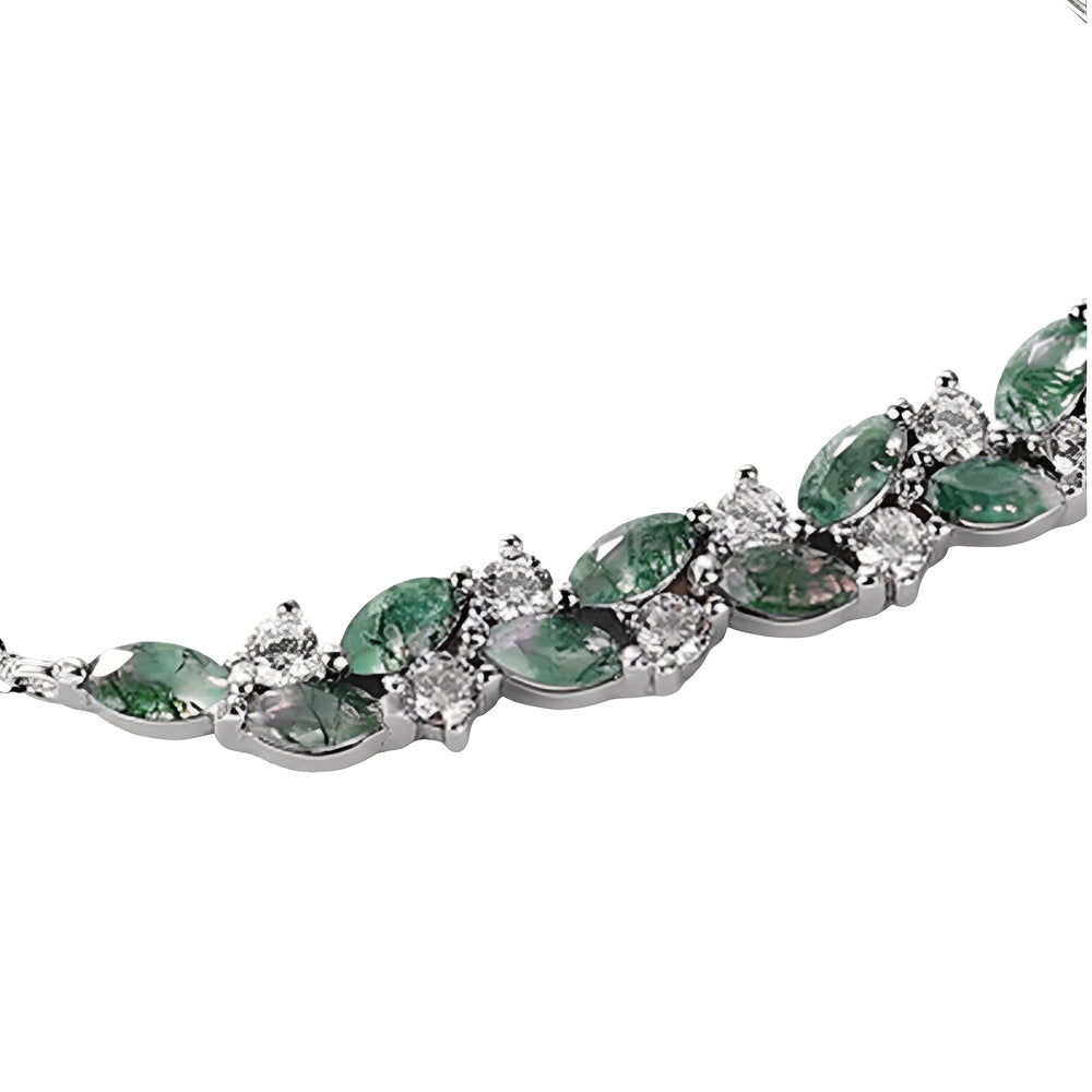 Imène Green Moss Vine Necklace