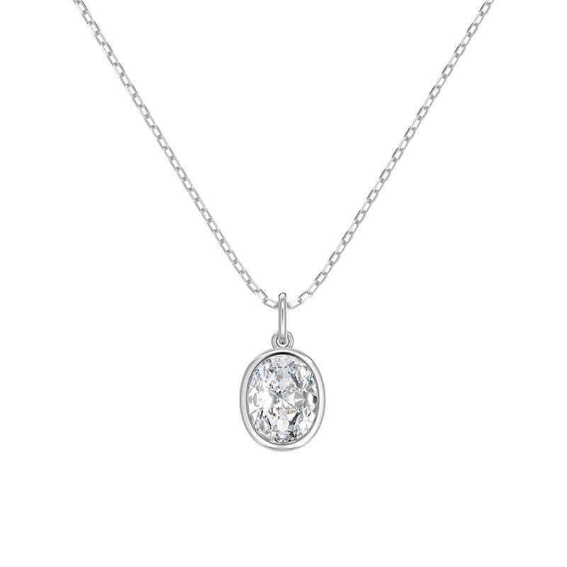 Ingrun White Oval Necklace