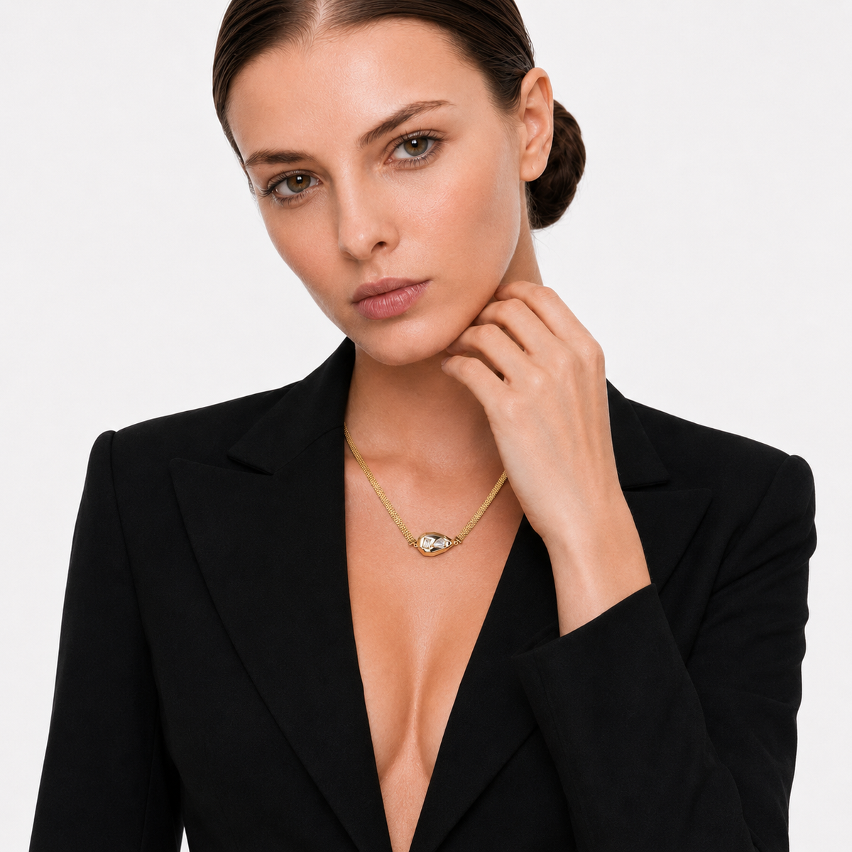 Irmhild 14K Gold Teardrop Necklace
