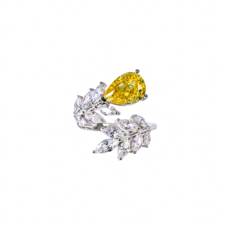Julienne Yellow Leaf Open Ring