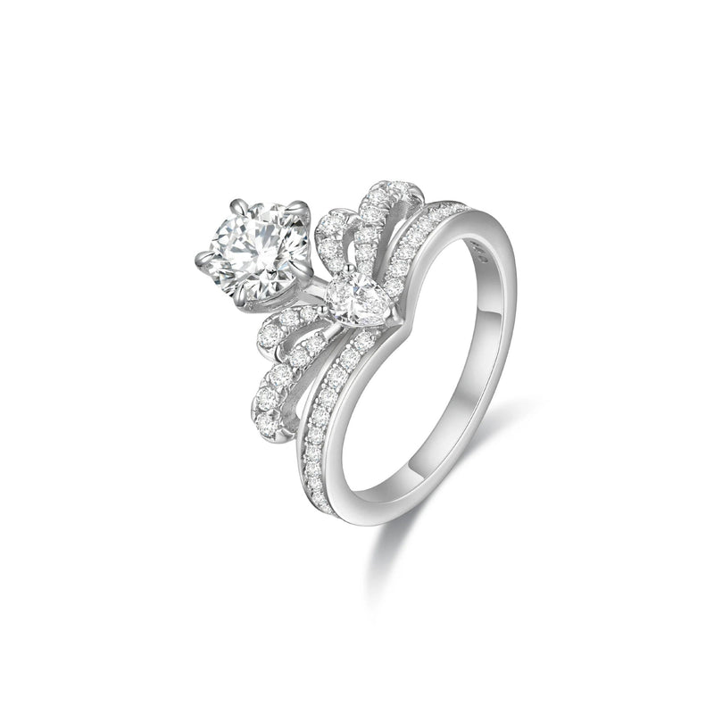 Julitte White Crown Ring