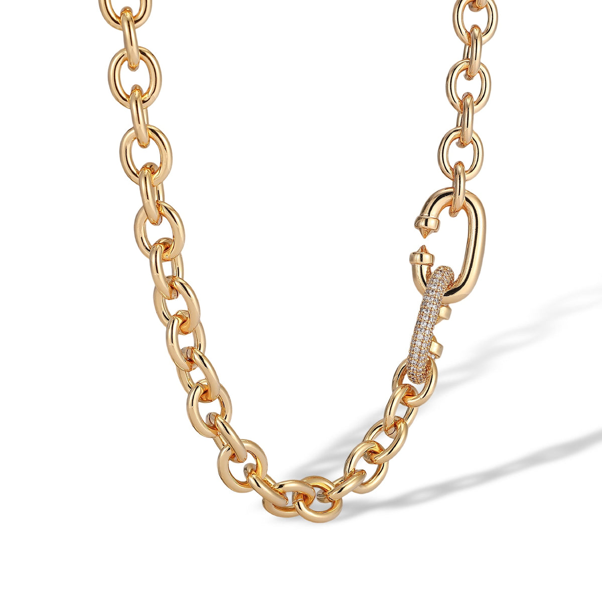 Karolin 14K Gold Oval Link Necklace