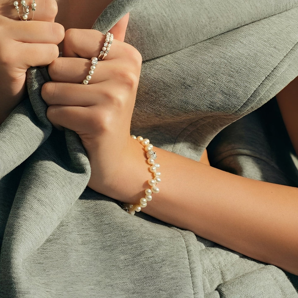 Laurène White Pearl Bracelet