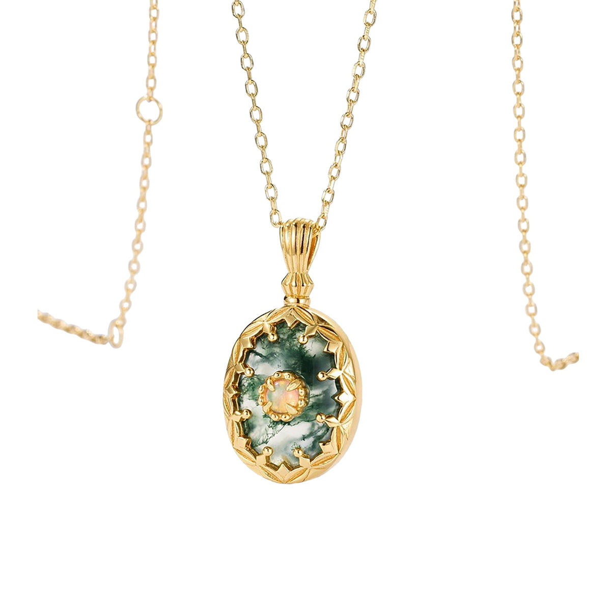 Léonie Green Moss Oval Necklace
