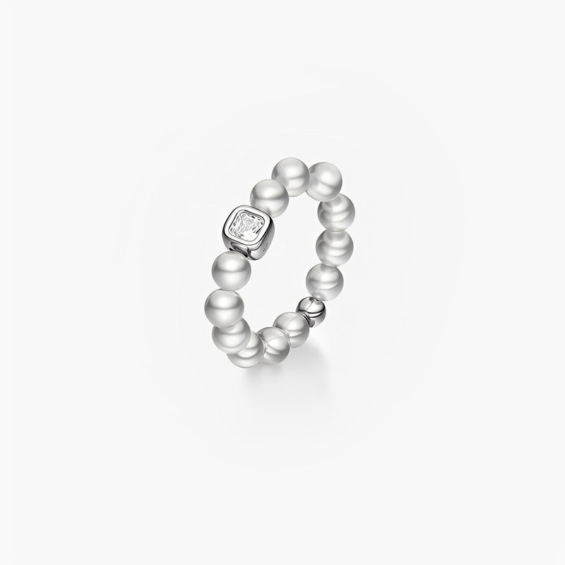 Liléa Gray Pearls Ring