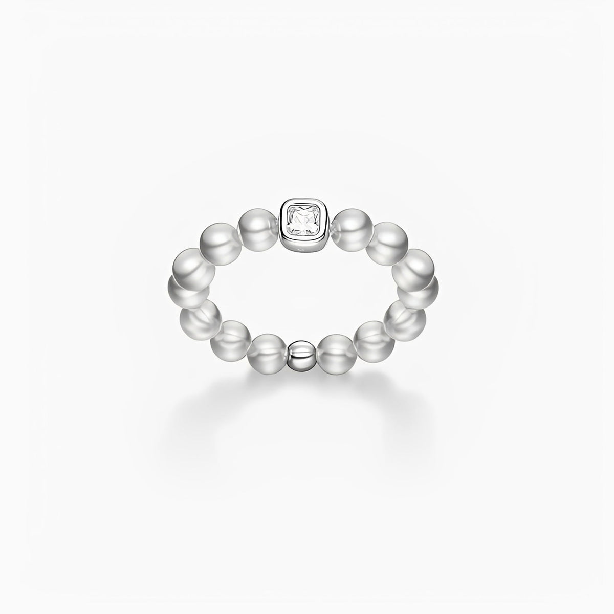 Liléa Gray Pearls Ring