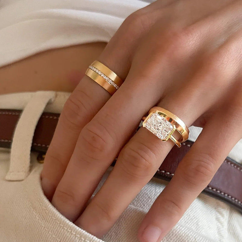Lilou 14K Gold East West Half Rectangular Ring