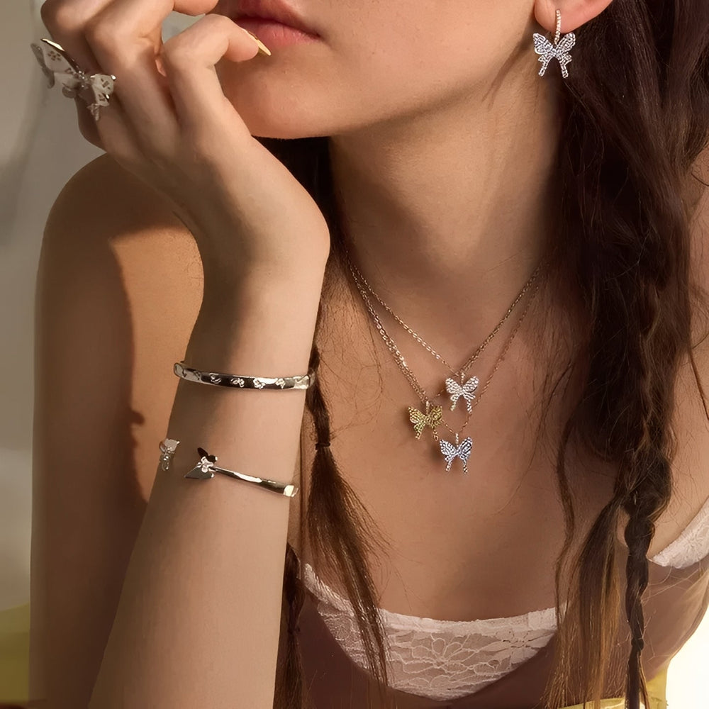 Marbré White Butterfly Open Bangle