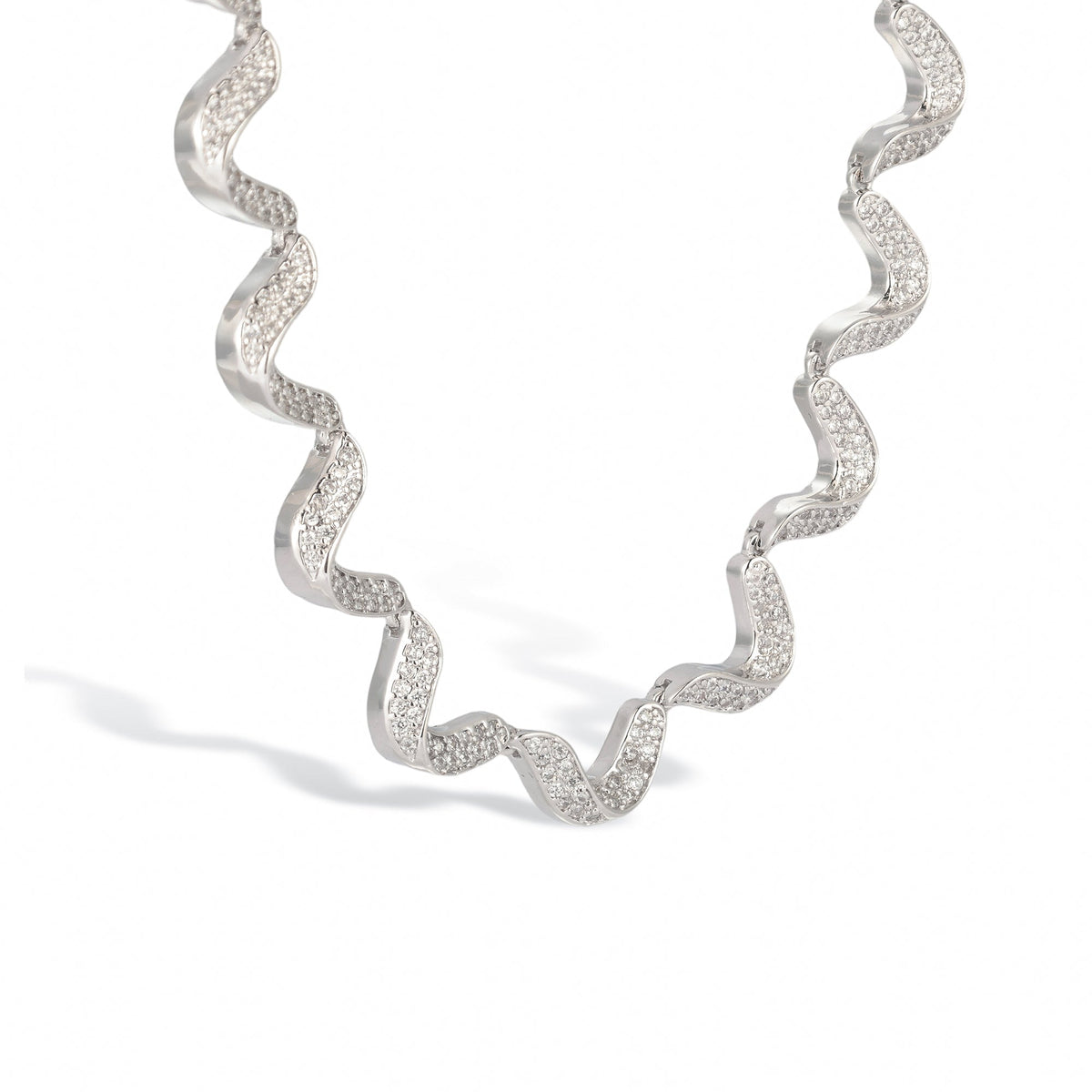 Marlen 14K Gold Wave Necklace