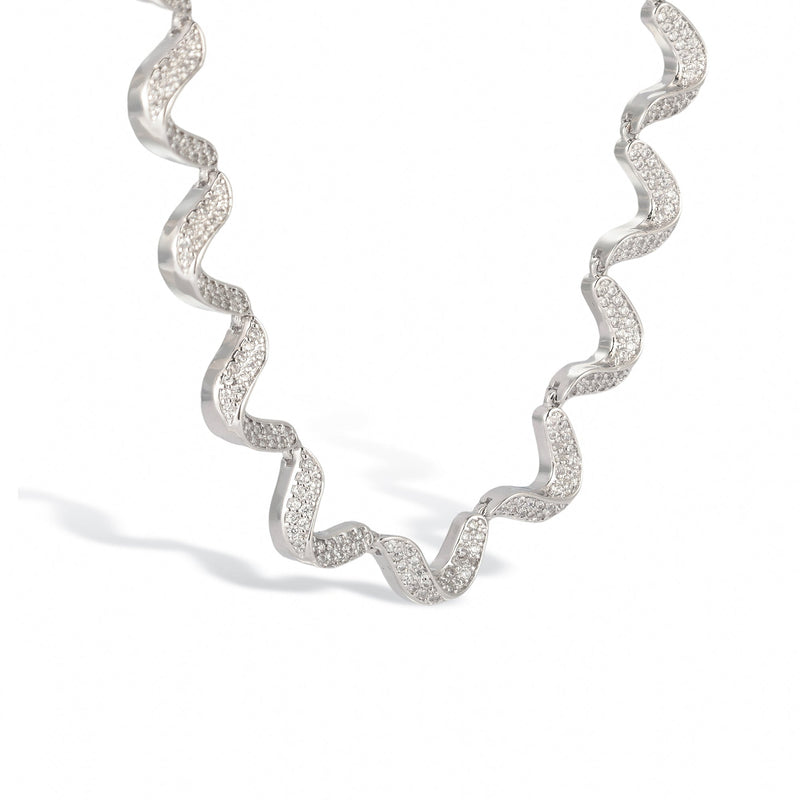 Marlen 14K Gold Wave Necklace