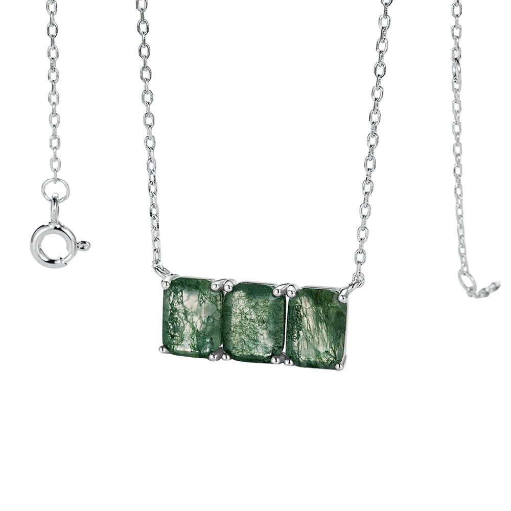 Noisette Green Moss Radiant Necklace