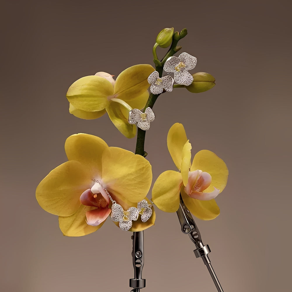 Orchidée Yellow Floral Necklace