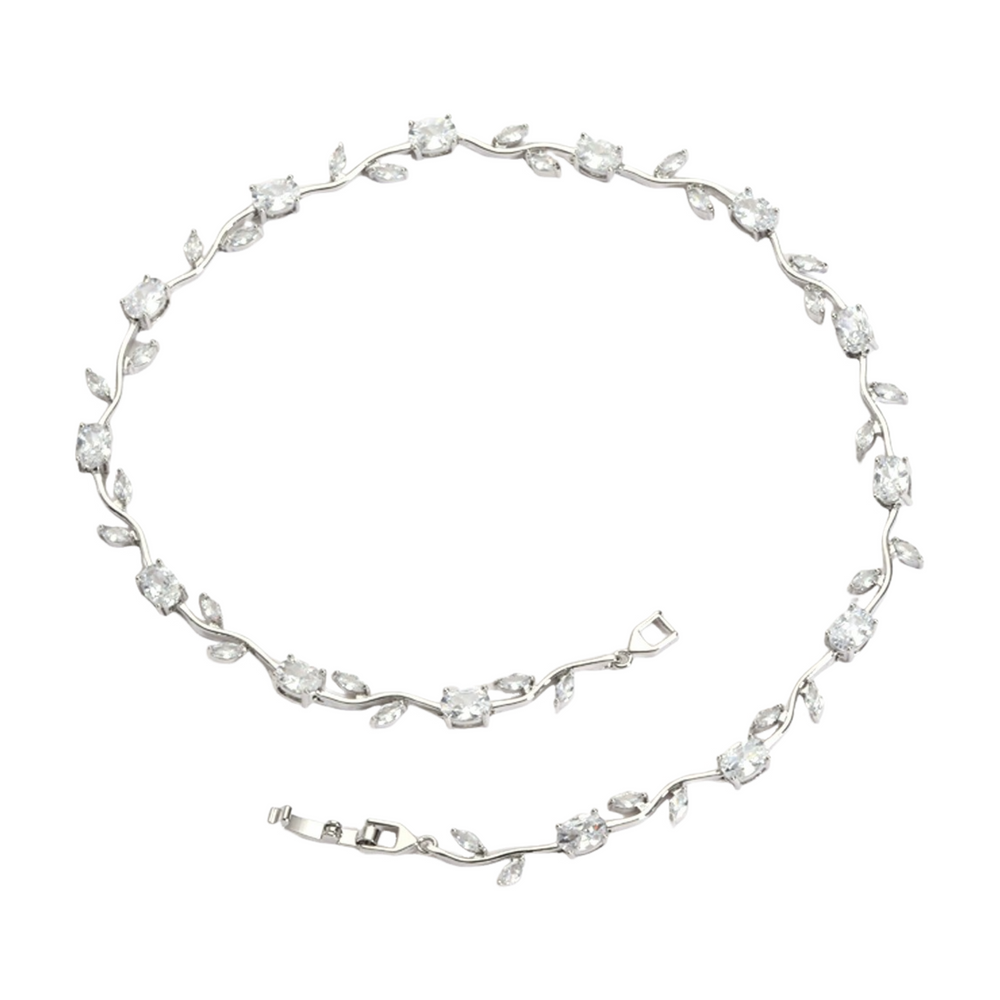 Ottilie Vine White Floral Necklace